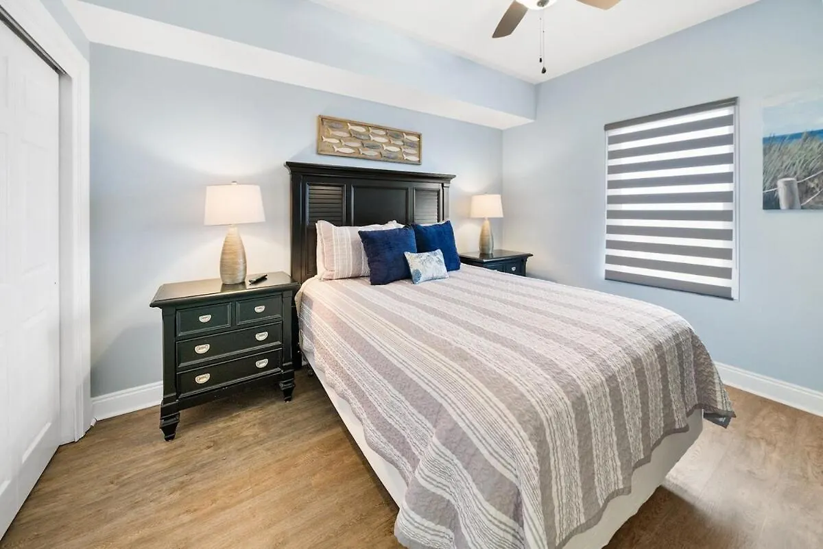 2206E Calypso Direct Gulffront Brand New Remodel Apartment Panama City Beach 0*,
